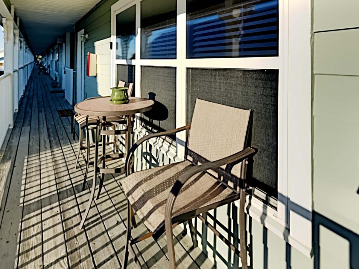 Nice Home In Gulf Shores With Outdoor Swimming Pool And 2 Bedrooms Zewnętrze zdjęcie